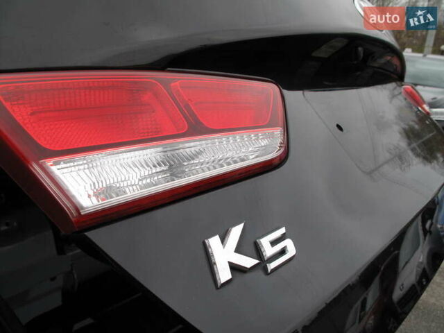 Чорний Кіа K5, об'ємом двигуна 0 л та пробігом 210 тис. км за 13900 $, фото 43 на Automoto.ua