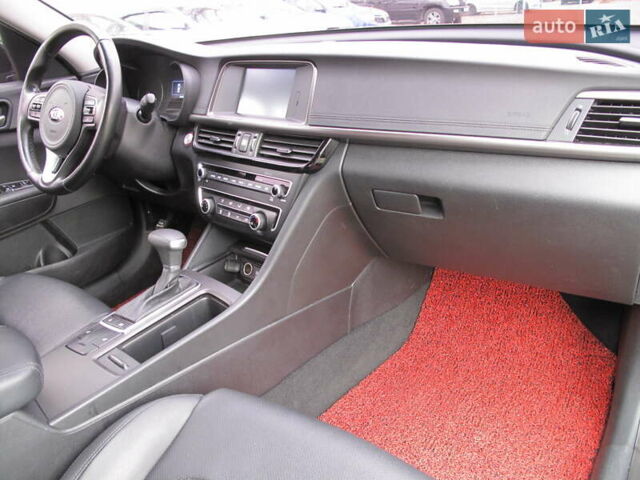 Чорний Кіа K5, об'ємом двигуна 0 л та пробігом 210 тис. км за 13900 $, фото 56 на Automoto.ua