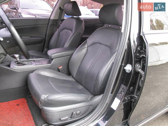 Чорний Кіа K5, об'ємом двигуна 0 л та пробігом 210 тис. км за 13900 $, фото 28 на Automoto.ua