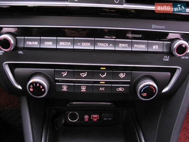 Чорний Кіа K5, об'ємом двигуна 0 л та пробігом 210 тис. км за 13900 $, фото 89 на Automoto.ua