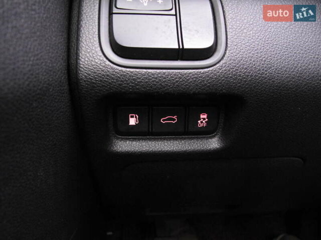 Чорний Кіа K5, об'ємом двигуна 0 л та пробігом 210 тис. км за 13900 $, фото 65 на Automoto.ua