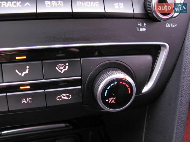 Чорний Кіа K5, об'ємом двигуна 0 л та пробігом 210 тис. км за 13900 $, фото 91 на Automoto.ua