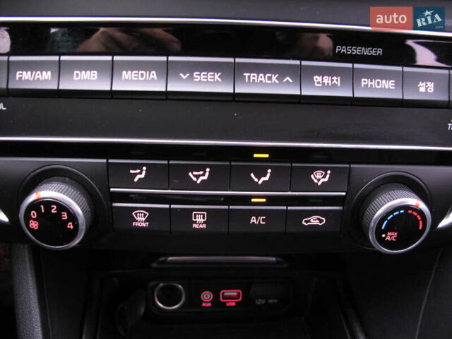 Чорний Кіа K5, об'ємом двигуна 0 л та пробігом 210 тис. км за 13900 $, фото 80 на Automoto.ua