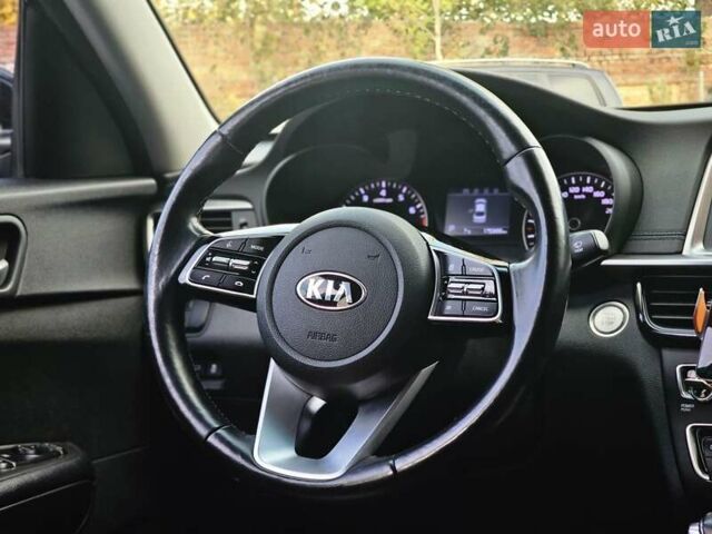 Черный Киа K5, объемом двигателя 2 л и пробегом 173 тыс. км за 14500 $, фото 14 на Automoto.ua