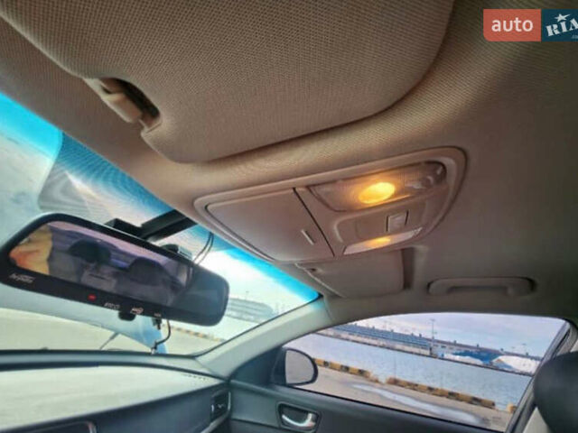 Черный Киа K5, объемом двигателя 2 л и пробегом 164 тыс. км за 11800 $, фото 22 на Automoto.ua