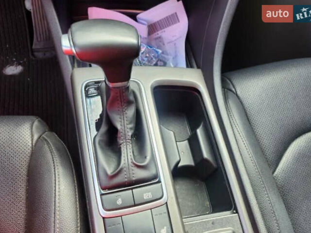 Черный Киа K5, объемом двигателя 2 л и пробегом 164 тыс. км за 11800 $, фото 17 на Automoto.ua