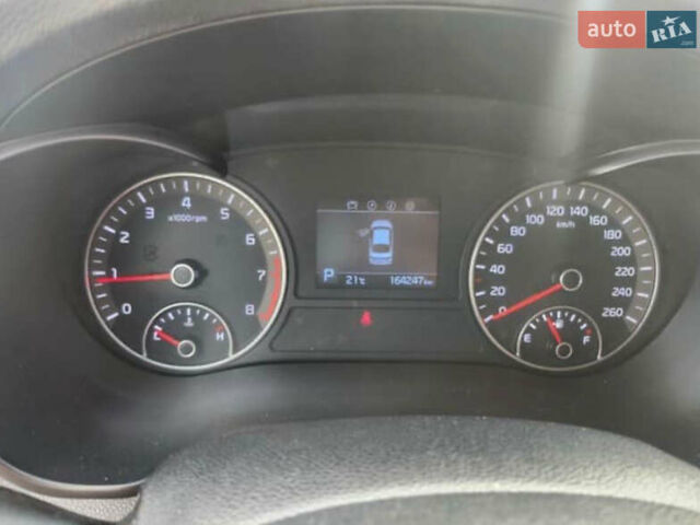 Черный Киа K5, объемом двигателя 2 л и пробегом 164 тыс. км за 11800 $, фото 11 на Automoto.ua