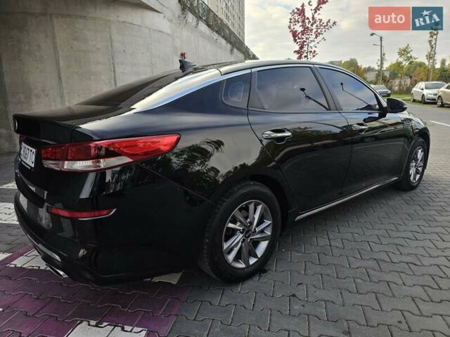 Черный Киа K5, объемом двигателя 2 л и пробегом 173 тыс. км за 14500 $, фото 18 на Automoto.ua