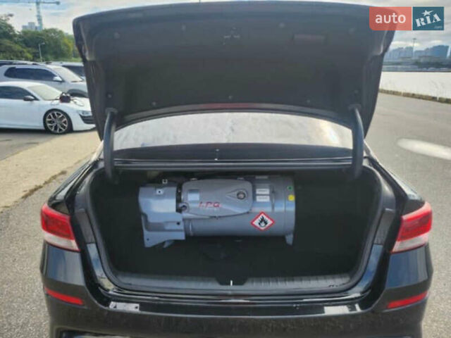 Черный Киа K5, объемом двигателя 2 л и пробегом 164 тыс. км за 11800 $, фото 18 на Automoto.ua