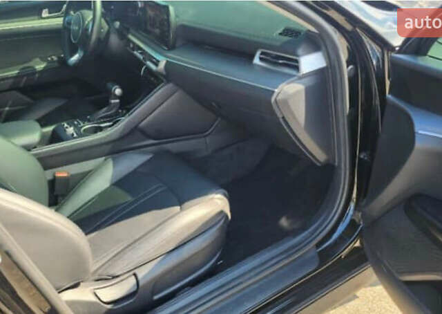 Черный Киа K5, объемом двигателя 2 л и пробегом 164 тыс. км за 12800 $, фото 13 на Automoto.ua