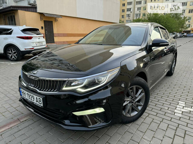 Чорний Кіа K5, об'ємом двигуна 2 л та пробігом 134 тис. км за 17899 $, фото 20 на Automoto.ua