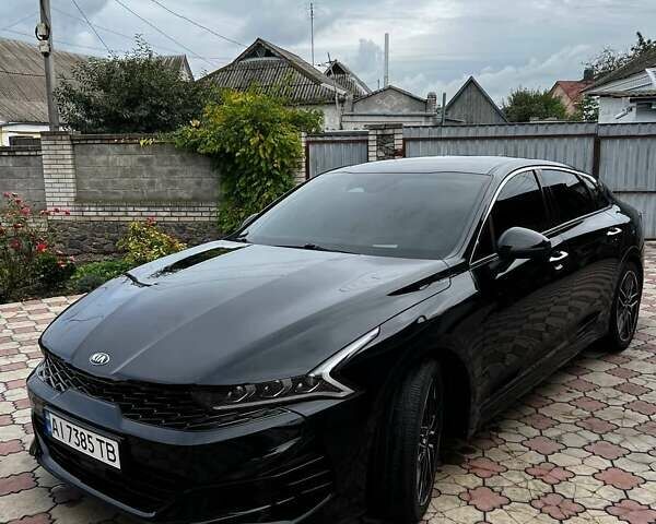 Черный Киа K5, объемом двигателя 2 л и пробегом 98 тыс. км за 27800 $, фото 1 на Automoto.ua