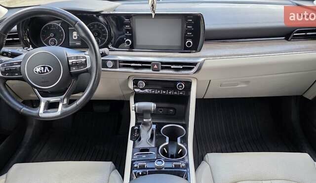Чорний Кіа K5, об'ємом двигуна 1.6 л та пробігом 14 тис. км за 24000 $, фото 14 на Automoto.ua