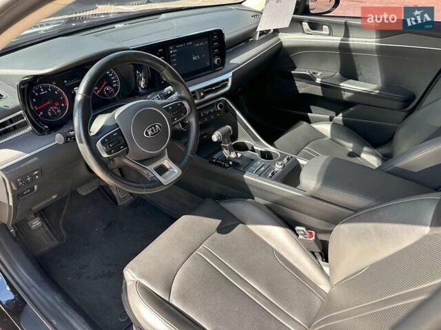 Черный Киа K5, объемом двигателя 2 л и пробегом 155 тыс. км за 21490 $, фото 17 на Automoto.ua