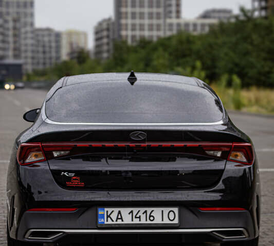 Черный Киа K5, объемом двигателя 1.6 л и пробегом 90 тыс. км за 21000 $, фото 7 на Automoto.ua