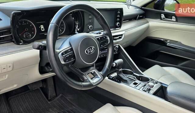 Чорний Кіа K5, об'ємом двигуна 1.6 л та пробігом 14 тис. км за 24000 $, фото 10 на Automoto.ua