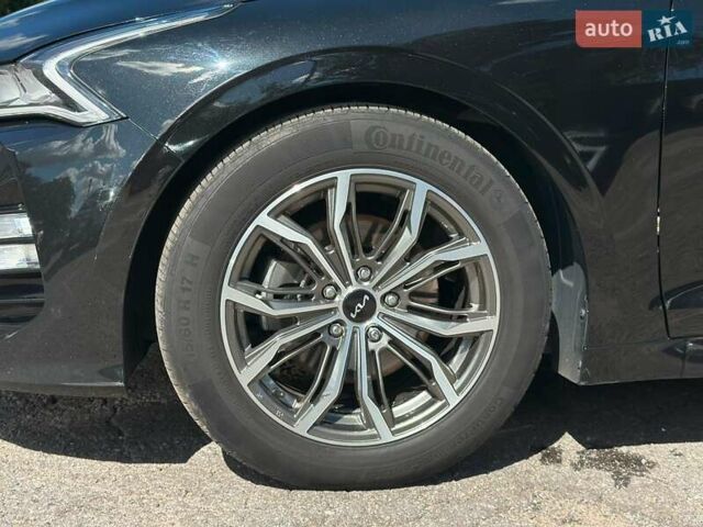 Черный Киа K5, объемом двигателя 2 л и пробегом 155 тыс. км за 21490 $, фото 9 на Automoto.ua