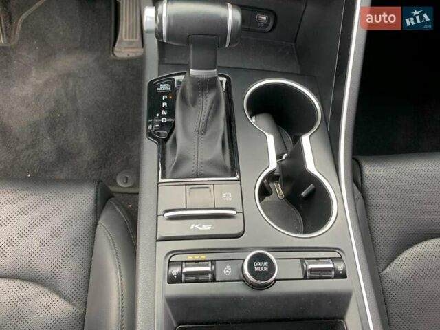 Чорний Кіа K5, об'ємом двигуна 2 л та пробігом 155 тис. км за 21250 $, фото 34 на Automoto.ua