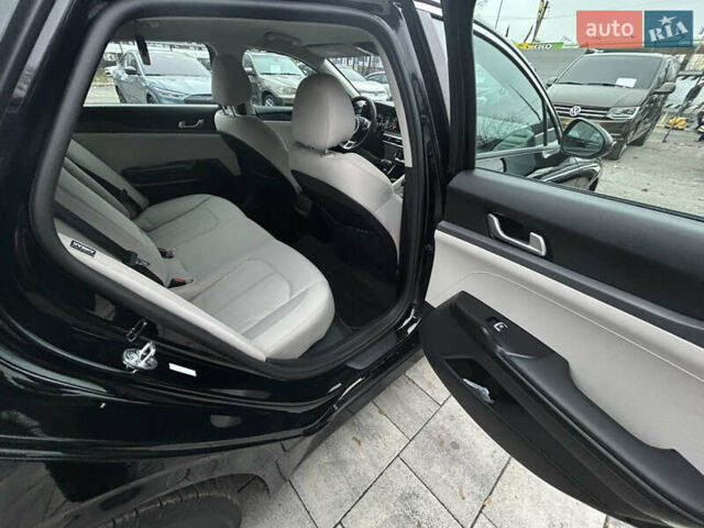 Черный Киа K5, объемом двигателя 1.6 л и пробегом 109 тыс. км за 20500 $, фото 24 на Automoto.ua