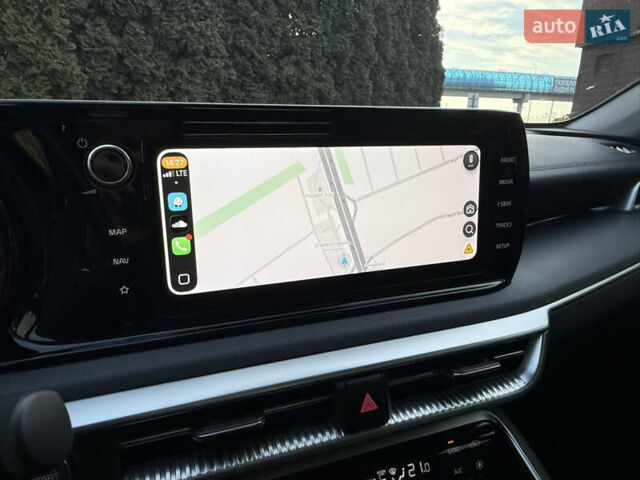 Черный Киа K5, объемом двигателя 2 л и пробегом 137 тыс. км за 22900 $, фото 45 на Automoto.ua