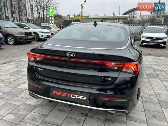 Черный Киа K5, объемом двигателя 1.6 л и пробегом 109 тыс. км за 20500 $, фото 13 на Automoto.ua