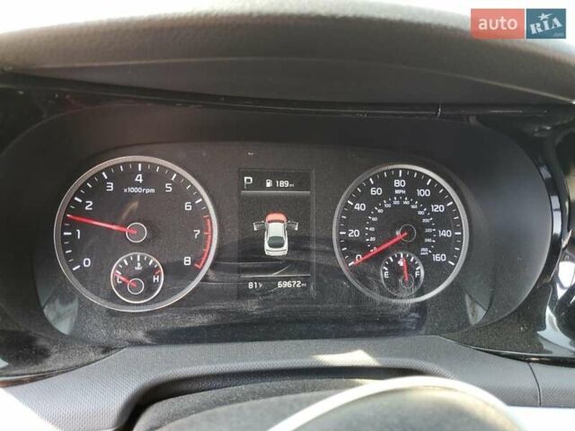 Черный Киа K5, объемом двигателя 1.6 л и пробегом 110 тыс. км за 13300 $, фото 9 на Automoto.ua