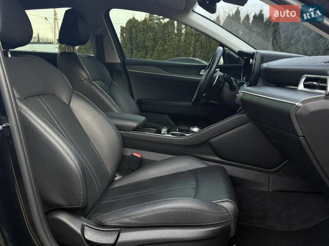 Черный Киа K5, объемом двигателя 2 л и пробегом 137 тыс. км за 22900 $, фото 25 на Automoto.ua