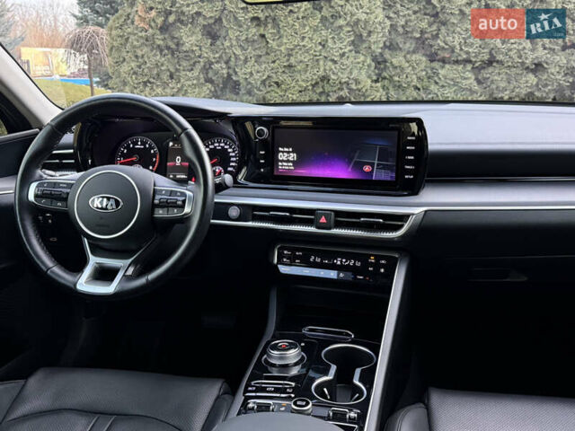 Черный Киа K5, объемом двигателя 2 л и пробегом 137 тыс. км за 22900 $, фото 31 на Automoto.ua