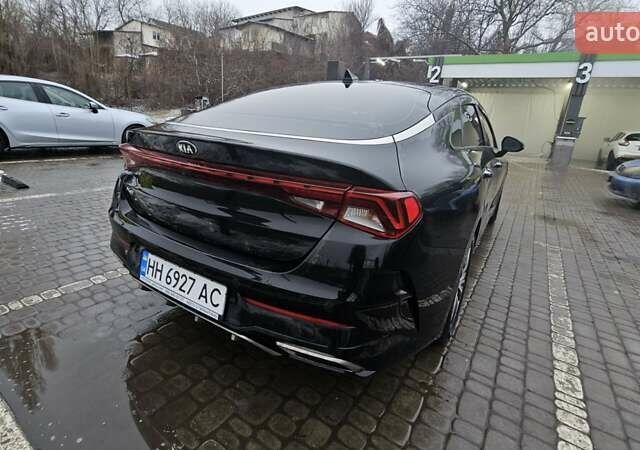 Черный Киа K5, объемом двигателя 2 л и пробегом 145 тыс. км за 21500 $, фото 7 на Automoto.ua