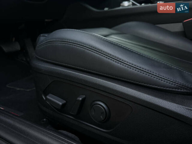 Черный Киа K5, объемом двигателя 2 л и пробегом 137 тыс. км за 22900 $, фото 19 на Automoto.ua