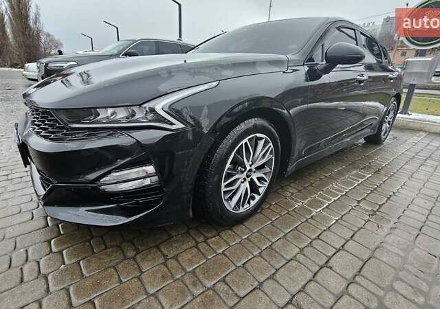 Черный Киа K5, объемом двигателя 2 л и пробегом 145 тыс. км за 21500 $, фото 5 на Automoto.ua