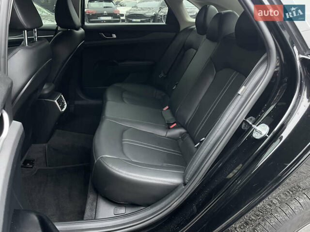 Черный Киа K5, объемом двигателя 2 л и пробегом 155 тыс. км за 19200 $, фото 9 на Automoto.ua