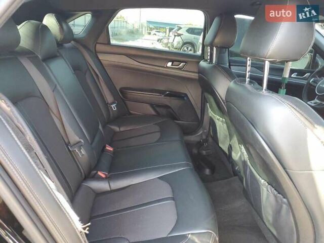 Чорний Кіа K5, об'ємом двигуна 1.6 л та пробігом 80 тис. км за 5900 $, фото 9 на Automoto.ua