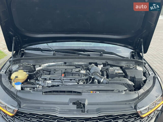 Черный Киа K5, объемом двигателя 1.6 л и пробегом 7 тыс. км за 23199 $, фото 53 на Automoto.ua