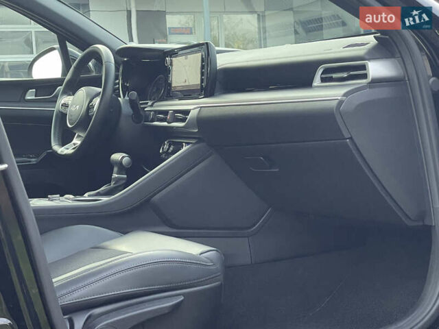 Черный Киа K5, объемом двигателя 1.6 л и пробегом 7 тыс. км за 23199 $, фото 42 на Automoto.ua