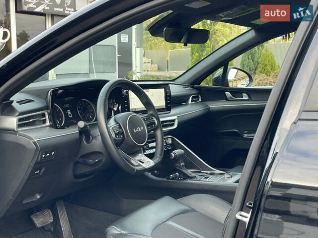 Черный Киа K5, объемом двигателя 1.6 л и пробегом 7 тыс. км за 23199 $, фото 38 на Automoto.ua