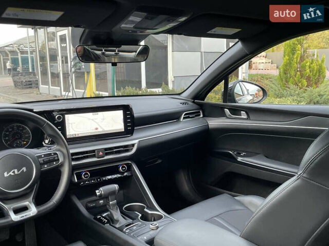 Черный Киа K5, объемом двигателя 1.6 л и пробегом 7 тыс. км за 23199 $, фото 40 на Automoto.ua