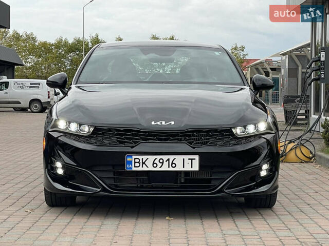 Черный Киа K5, объемом двигателя 1.6 л и пробегом 7 тыс. км за 23199 $, фото 13 на Automoto.ua