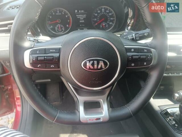 Червоний Кіа K5, об'ємом двигуна 1.6 л та пробігом 7 тис. км за 24000 $, фото 4 на Automoto.ua