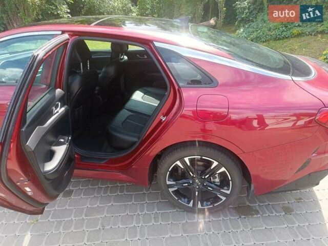 Червоний Кіа K5, об'ємом двигуна 1.6 л та пробігом 7 тис. км за 24000 $, фото 7 на Automoto.ua