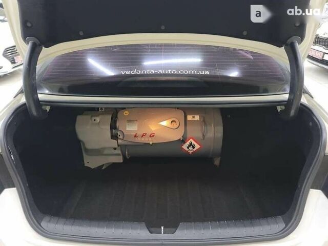 Кіа K5, об'ємом двигуна 2 л та пробігом 173 тис. км за 12000 $, фото 21 на Automoto.ua