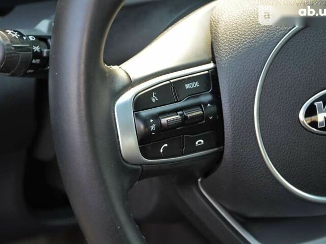 Киа K5, объемом двигателя 1.6 л и пробегом 16 тыс. км за 23999 $, фото 19 на Automoto.ua