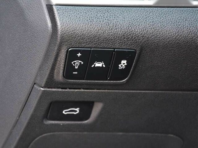 Киа K5, объемом двигателя 1.6 л и пробегом 16 тыс. км за 23999 $, фото 17 на Automoto.ua