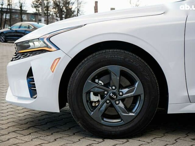 Киа K5, объемом двигателя 1.6 л и пробегом 12 тыс. км за 22750 $, фото 5 на Automoto.ua