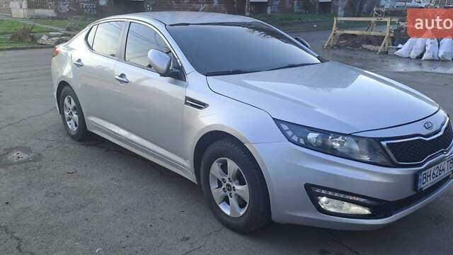 Кіа K5, об'ємом двигуна 2 л та пробігом 260 тис. км за 7500 $, фото 1 на Automoto.ua