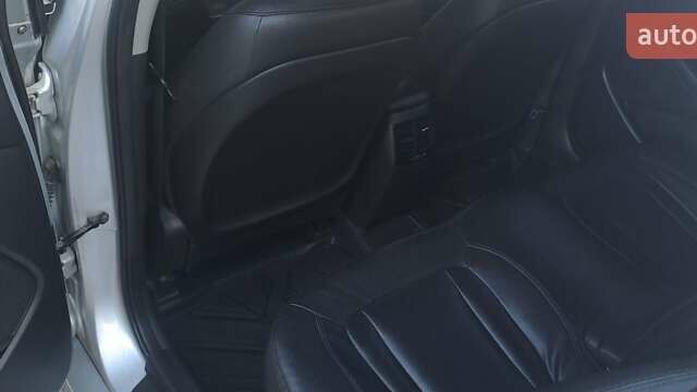 Кіа K5, об'ємом двигуна 2 л та пробігом 260 тис. км за 7500 $, фото 10 на Automoto.ua