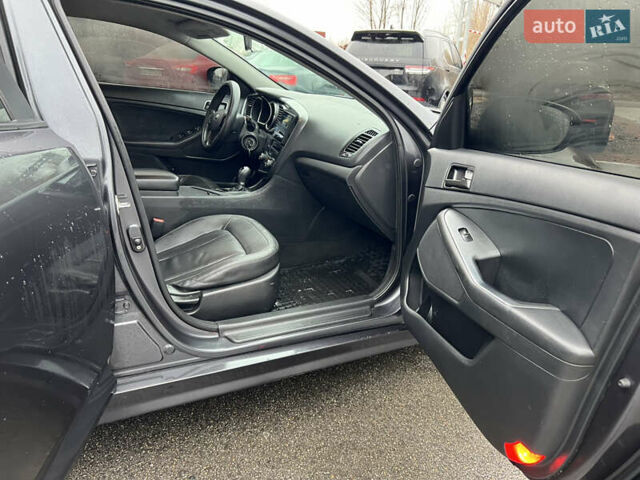 Киа K5, объемом двигателя 2 л и пробегом 375 тыс. км за 7800 $, фото 8 на Automoto.ua