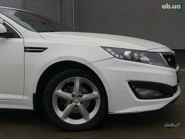 Киа K5, объемом двигателя 2 л и пробегом 307 тыс. км за 9290 $, фото 7 на Automoto.ua