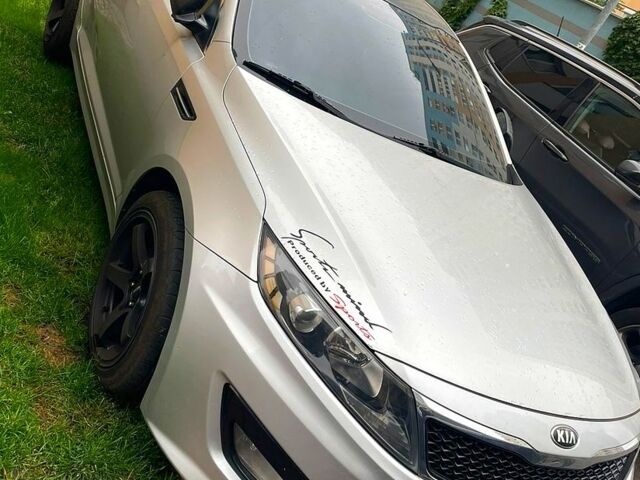 Киа K5, объемом двигателя 2 л и пробегом 192 тыс. км за 9000 $, фото 1 на Automoto.ua