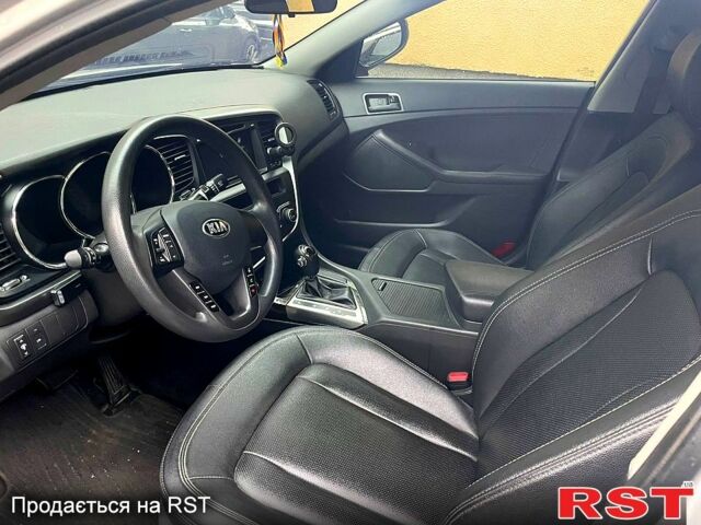 Киа K5, объемом двигателя 2 л и пробегом 192 тыс. км за 9000 $, фото 3 на Automoto.ua